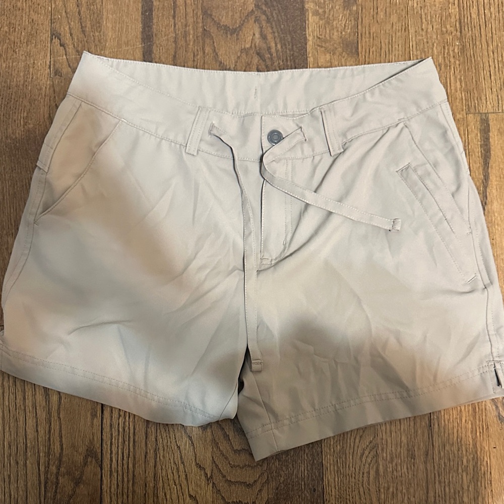 Women's Lightweight Drawstring Shorts - Light Beige